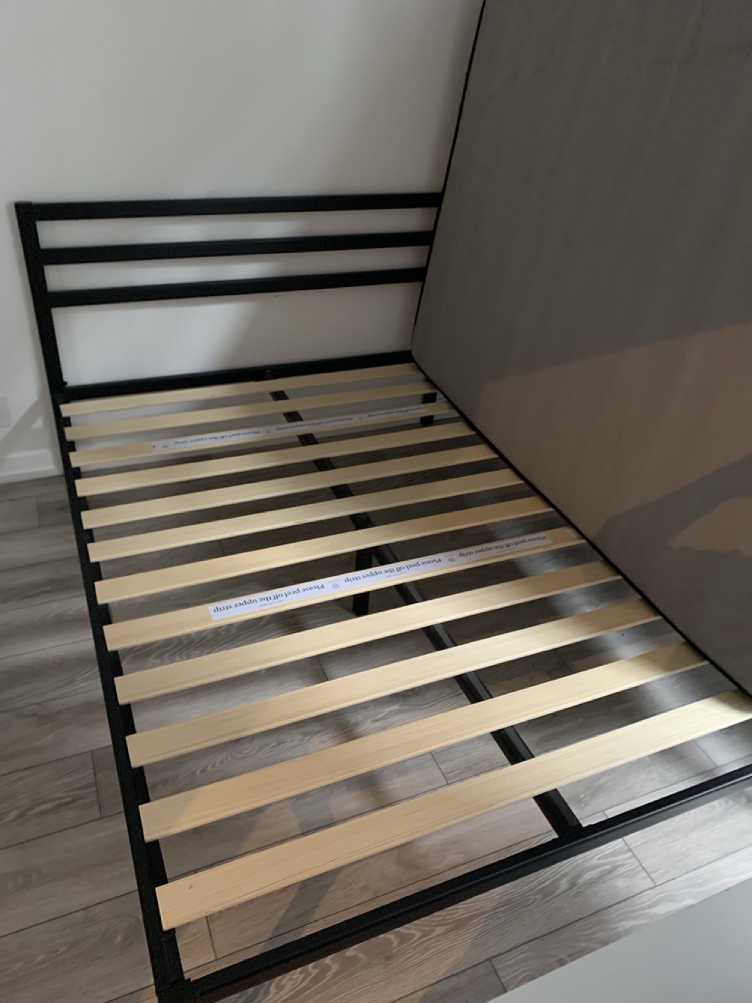 🛏️ Queen Zinus Modern Studio Metal Bed Frame + FREE Pillow! 🛏️