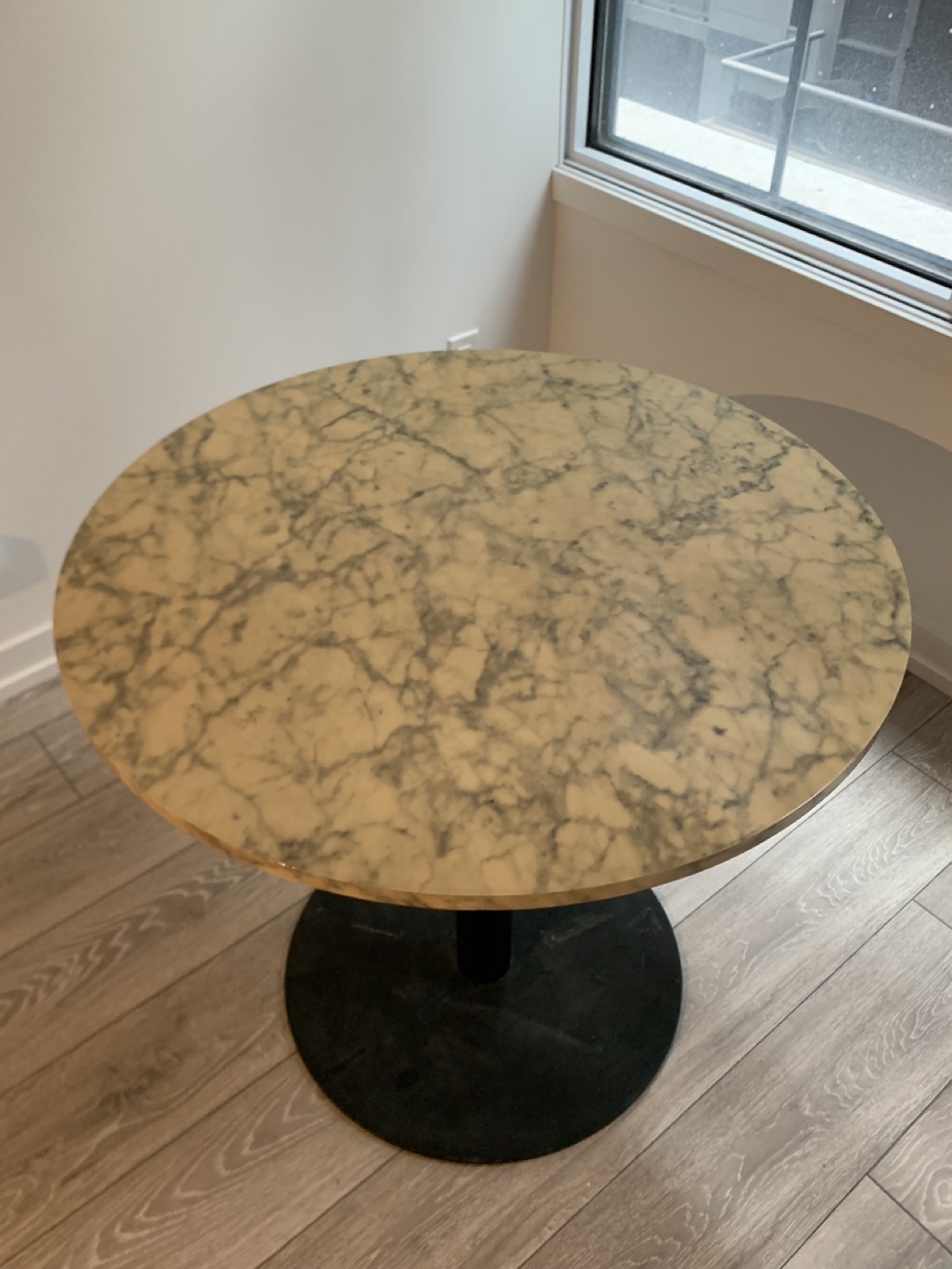 [HUGE DISCOUNT / REDUCED PRICE!!!] 🖤 Faux Marble Bistro Table 🖤 - photo 2