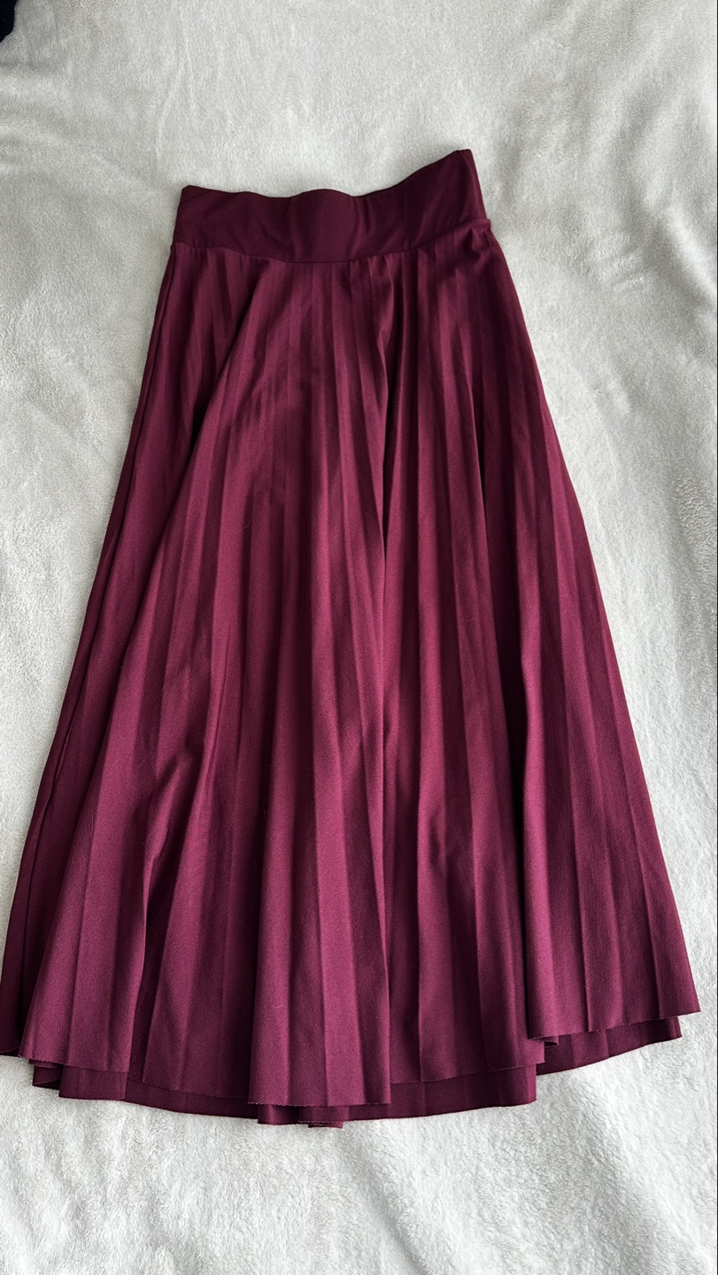 Burgundy Pleated Midi Skirt