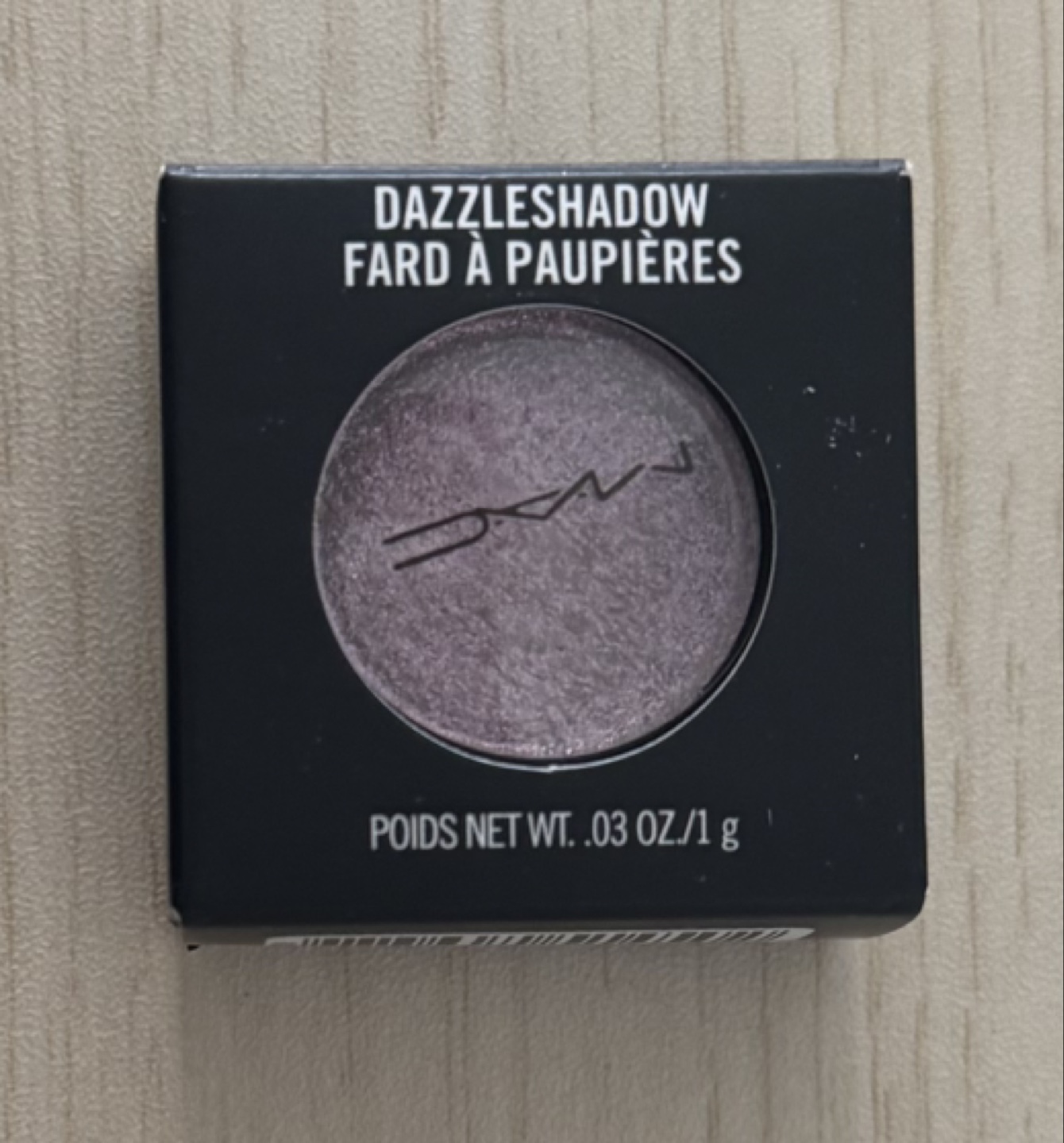 MAC Dazzleshadow- Shine DE-LIGHT