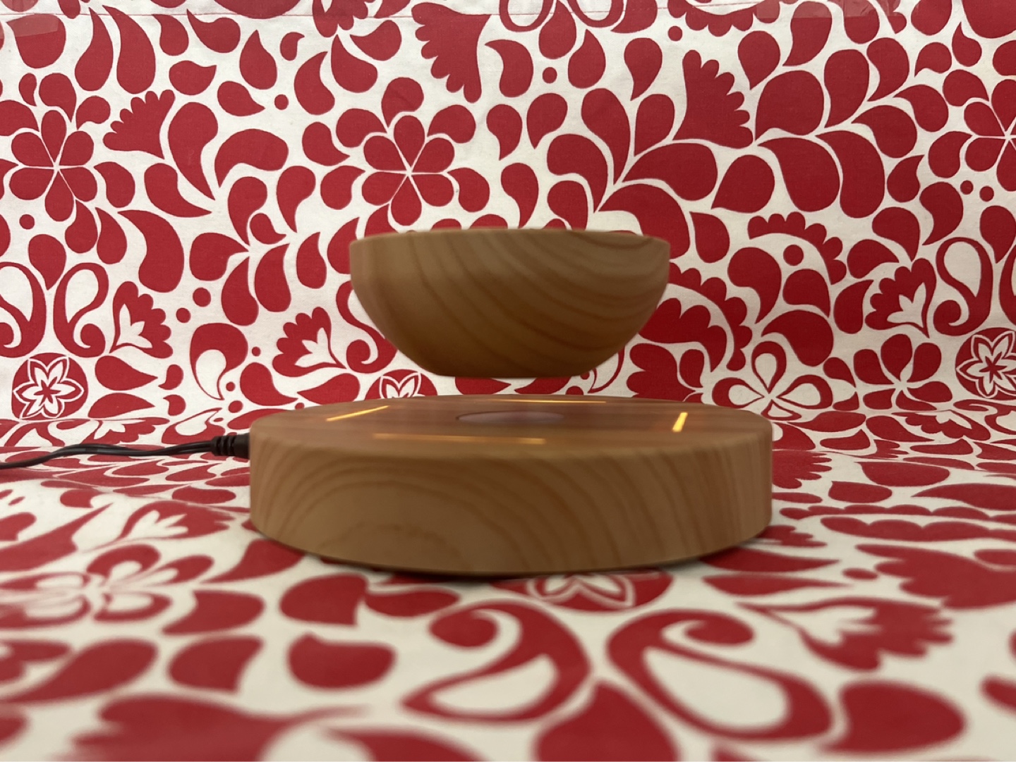 Floating Bowl with Wooden Base - photo 2