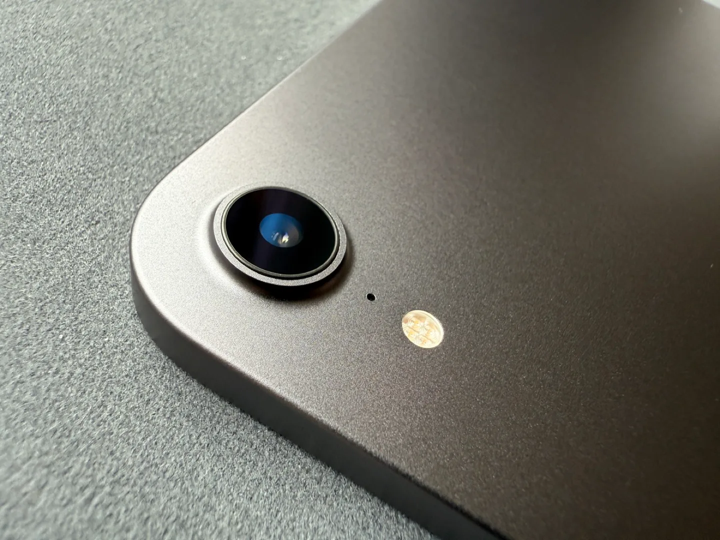 Apple iPad mini 6th Gen. 64GB WiFi 8.3” Space Gray A2567 image indicator(4)