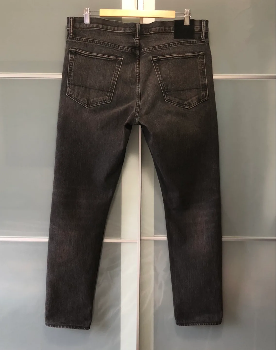 TOM FORD Slim-Fit Selvedge Jeans image indicator(4)