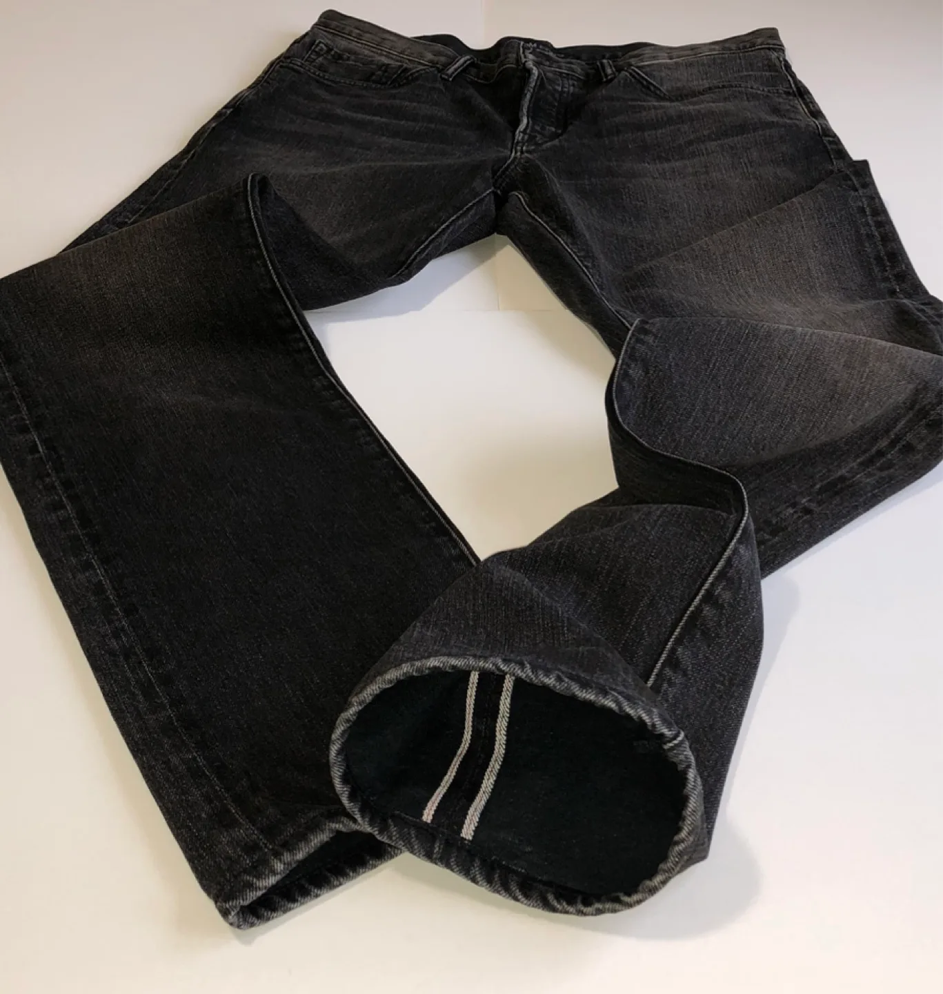 TOM FORD Slim-Fit Selvedge Jeans image indicator(2)