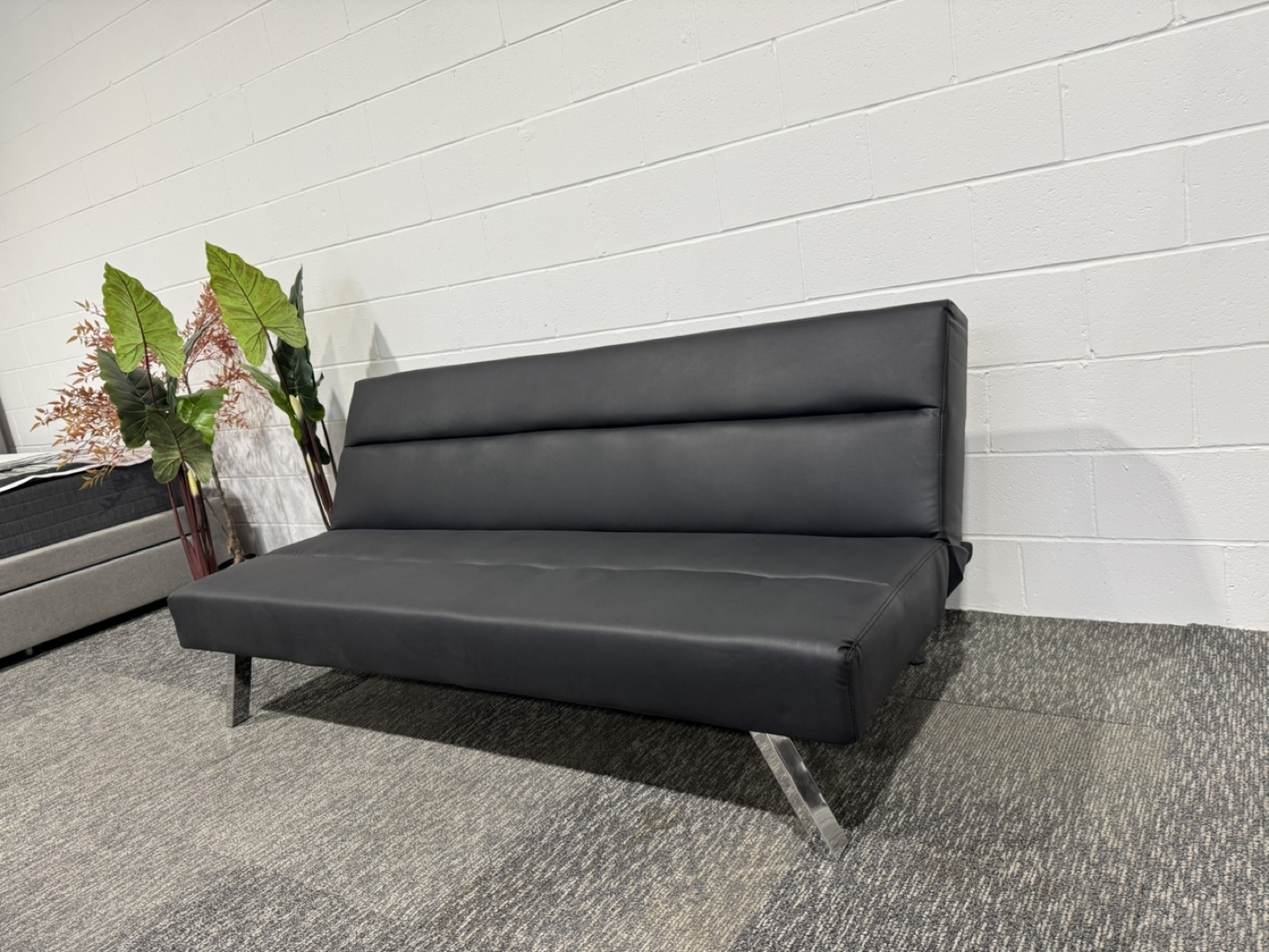 Sleeper sofa in Black - photo 2
