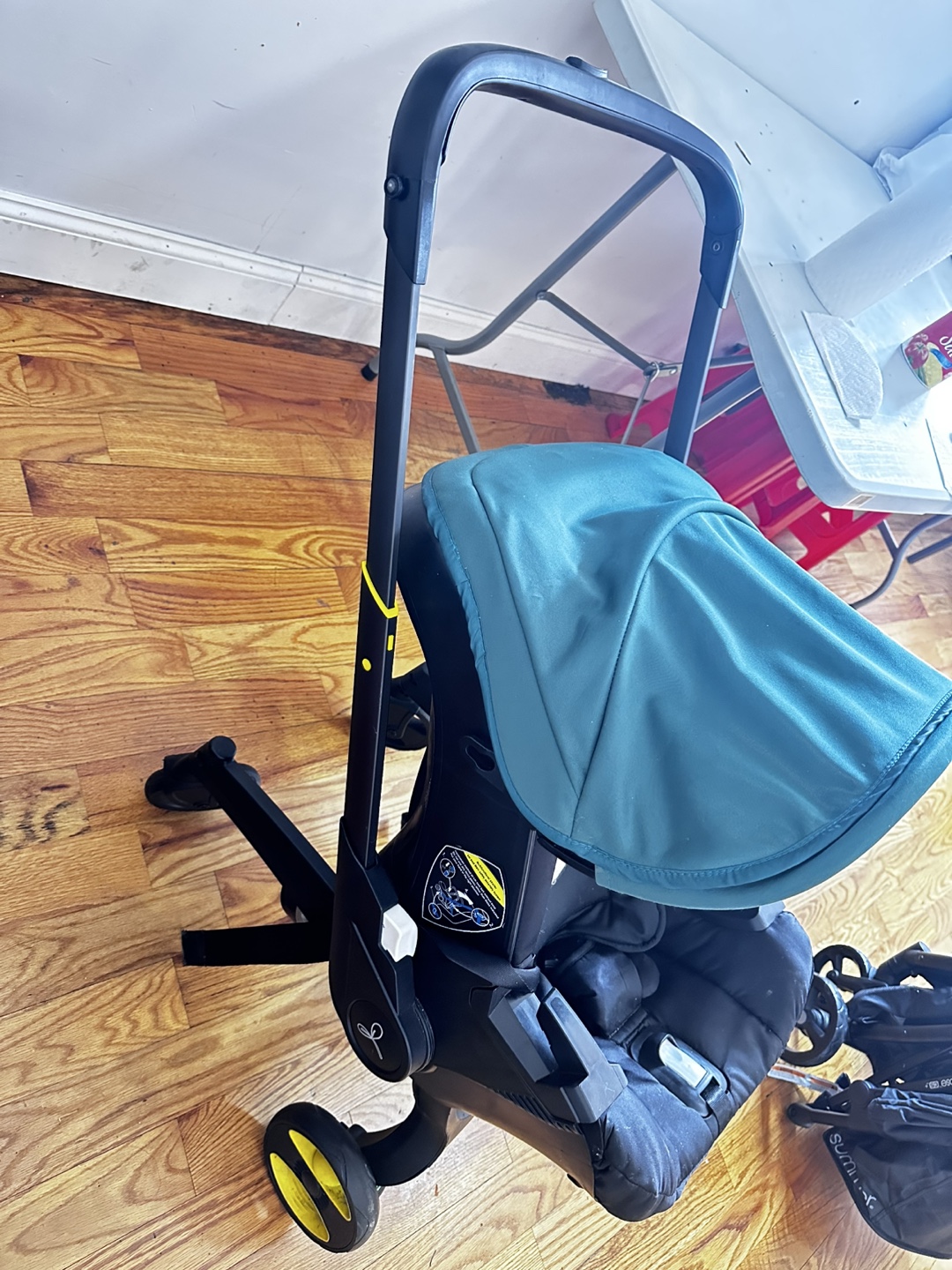 Doona (REPLICA, not original  )Infant Car Seat and Stroller