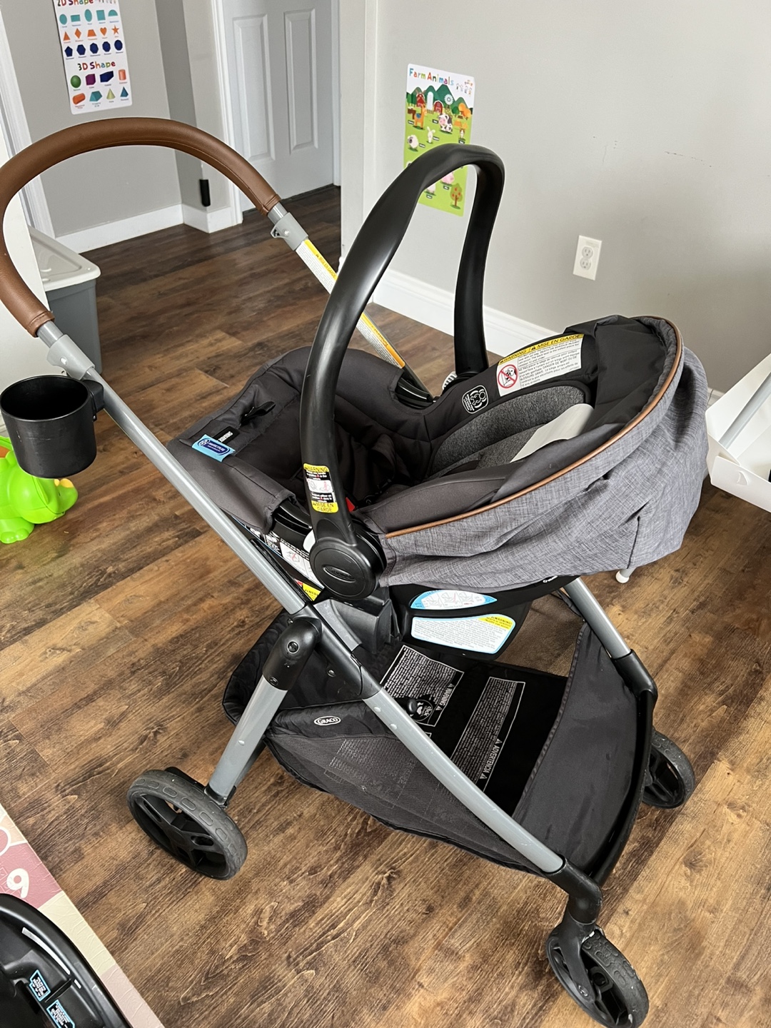 Graco stroller and car seat - photo 4