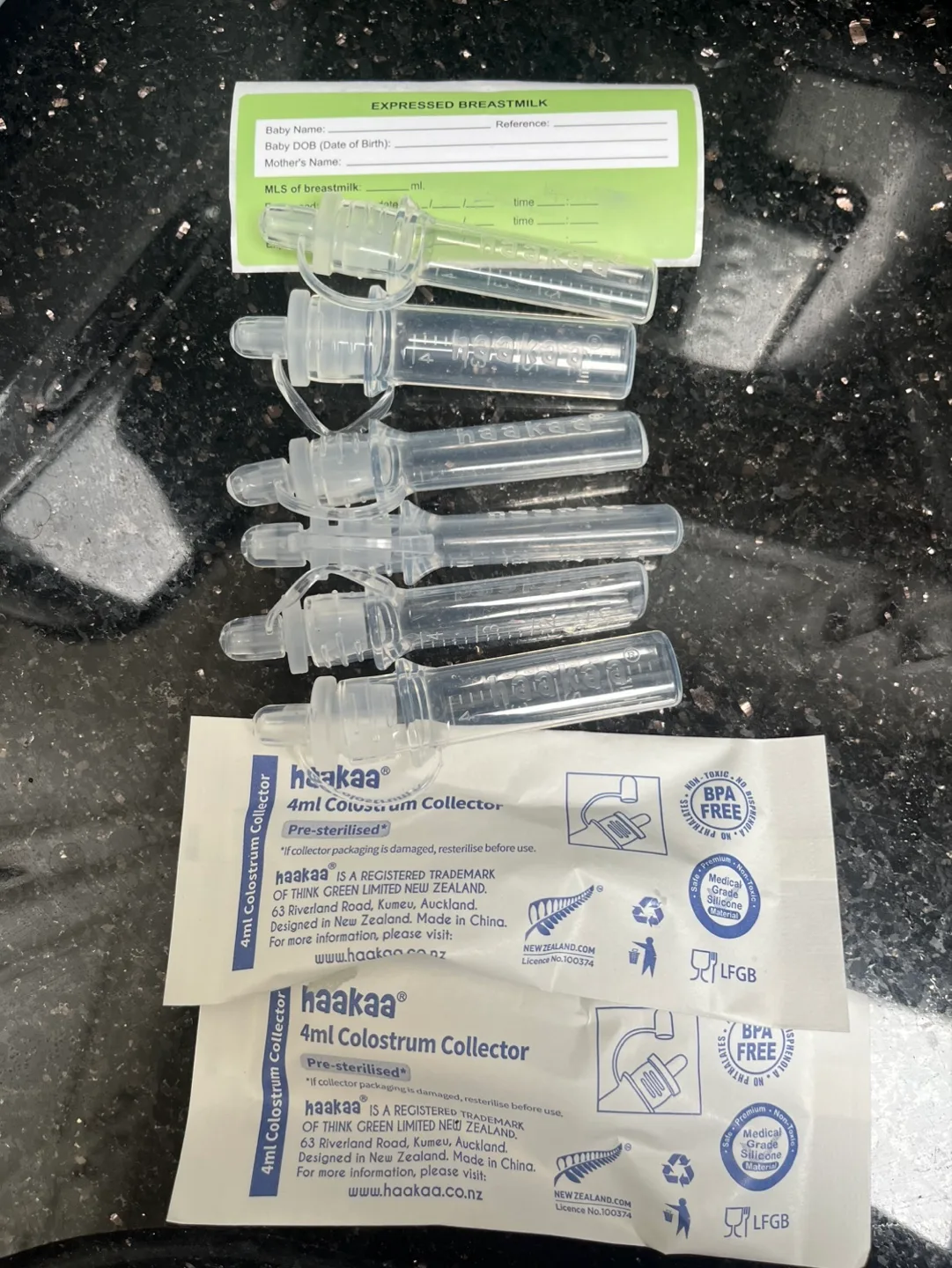 Haakaa Silicone Colostrum Collector Set image indicator(3)