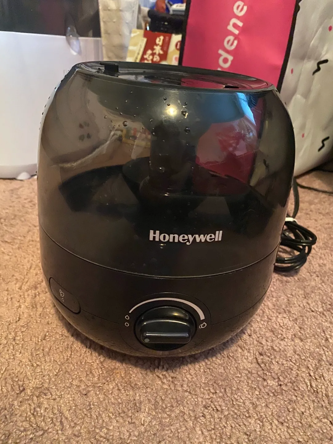 Honeywell Ultrasonic Cool Mist Humidifier thumbnail