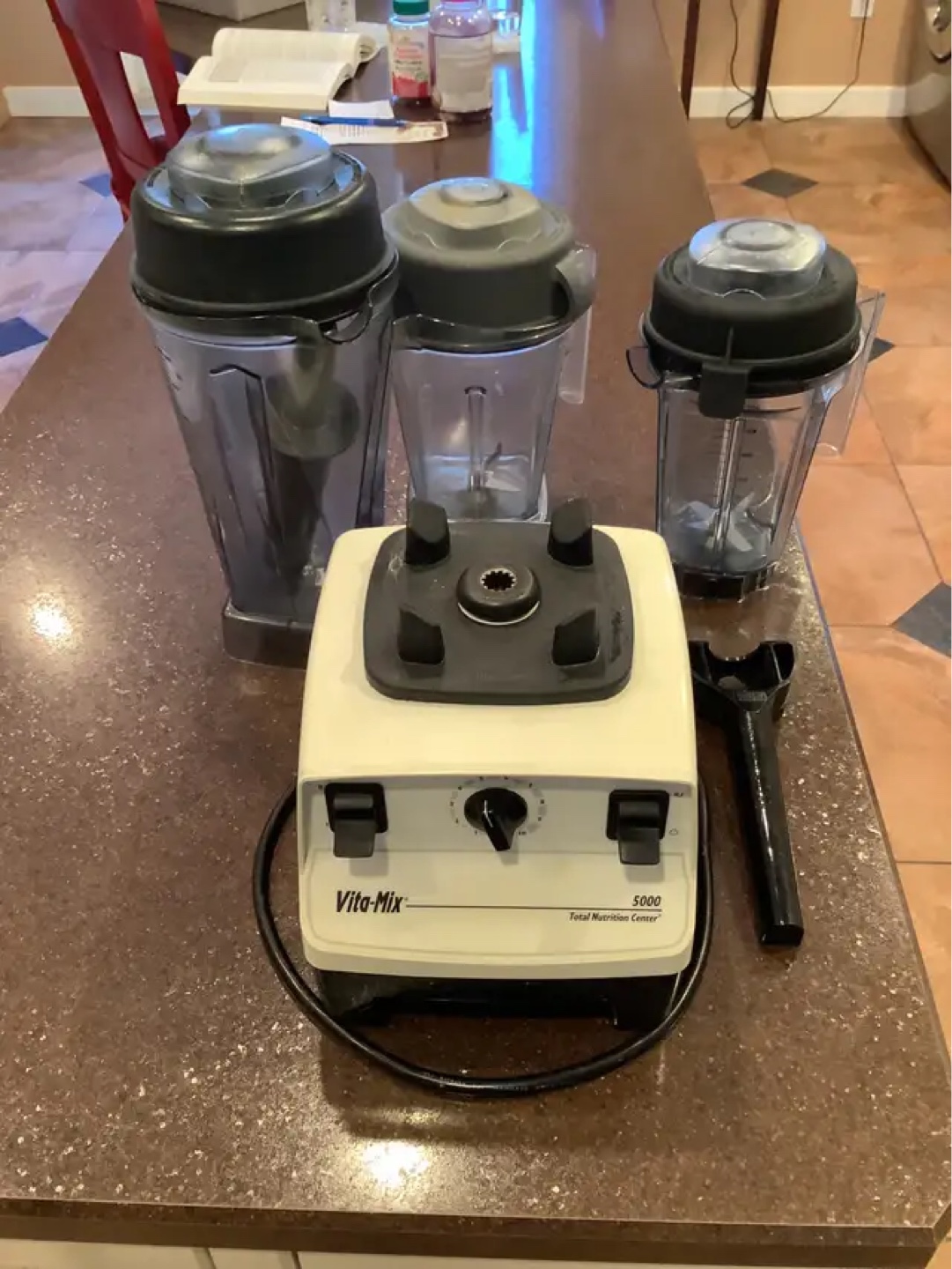 Vita-Mix 5000 Blender with 3 Containers