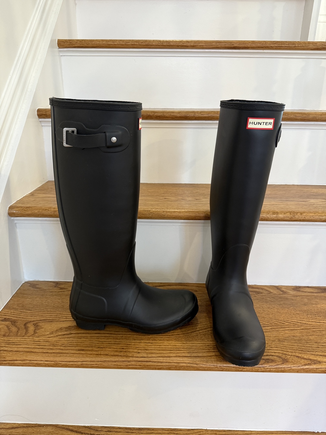 Like new - Hunter Original Tall Rain Boots - Women US 8 - photo 4