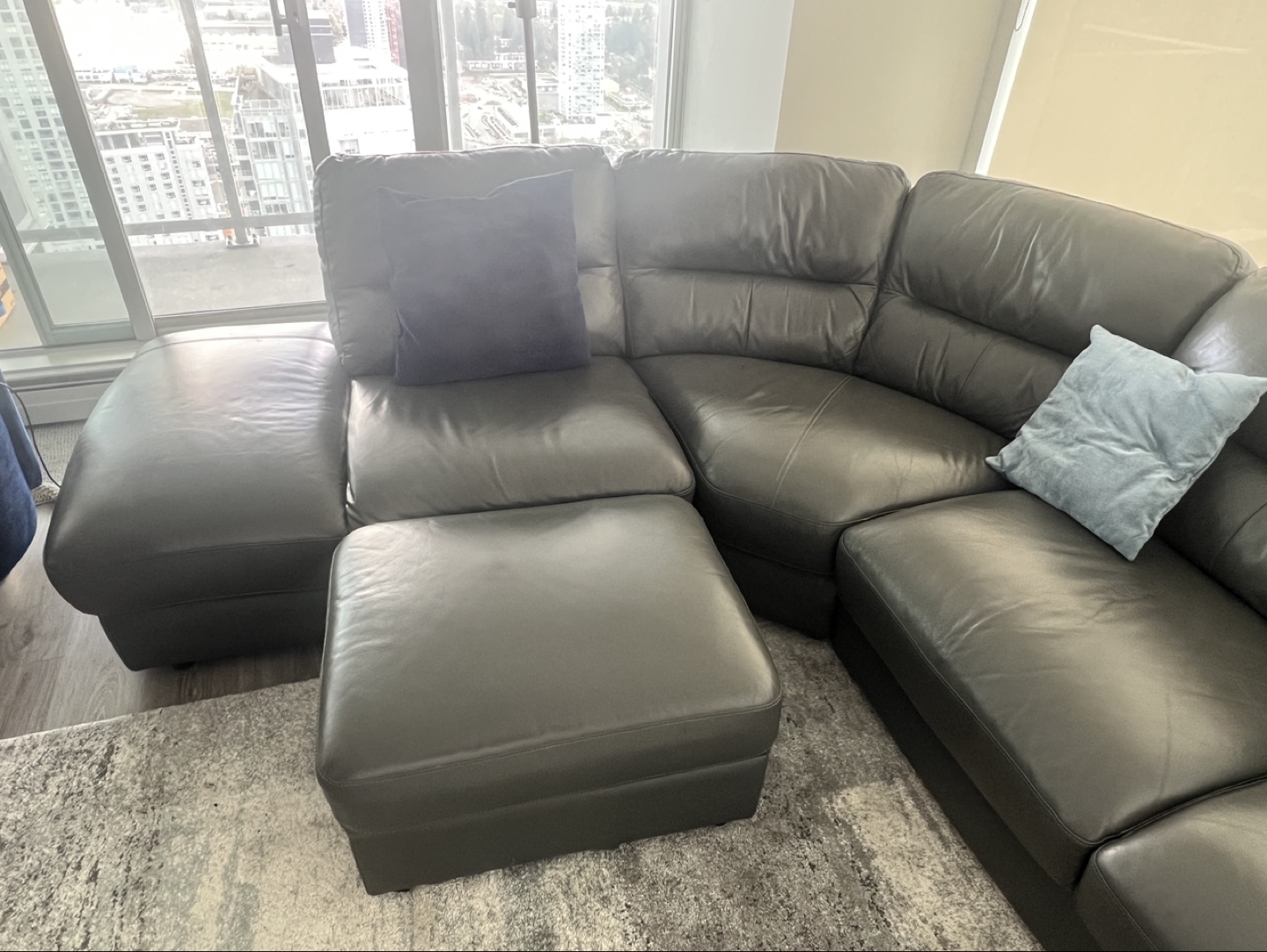 Dark Grey Leather Sectional Sofa with Ottoman - photo 4