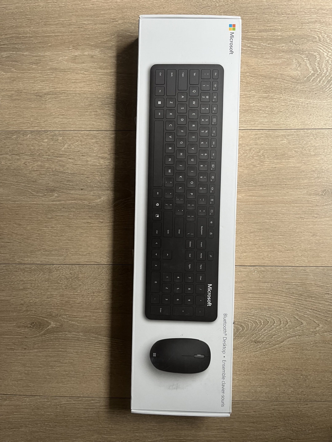 BRAND NEW WIRELESS BLUETOOTH MOUSE AND KEYBOARD MICROSOFT