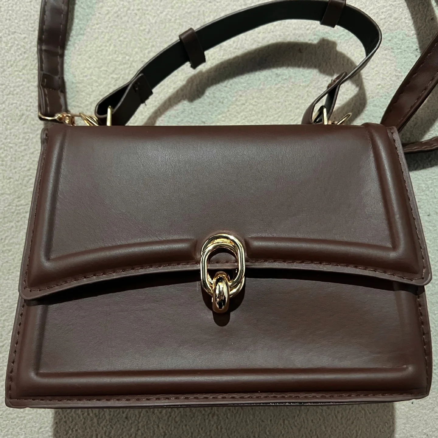 Two Brown Crossbody Bags image indicator(3)