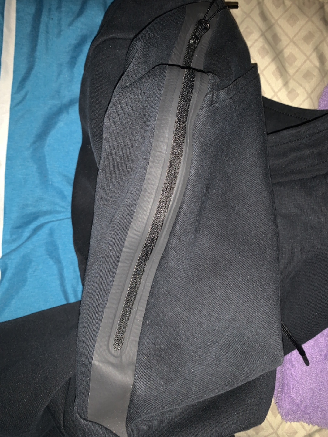 Nike Tech Fleece Joggers - Men's Medium - photo 4