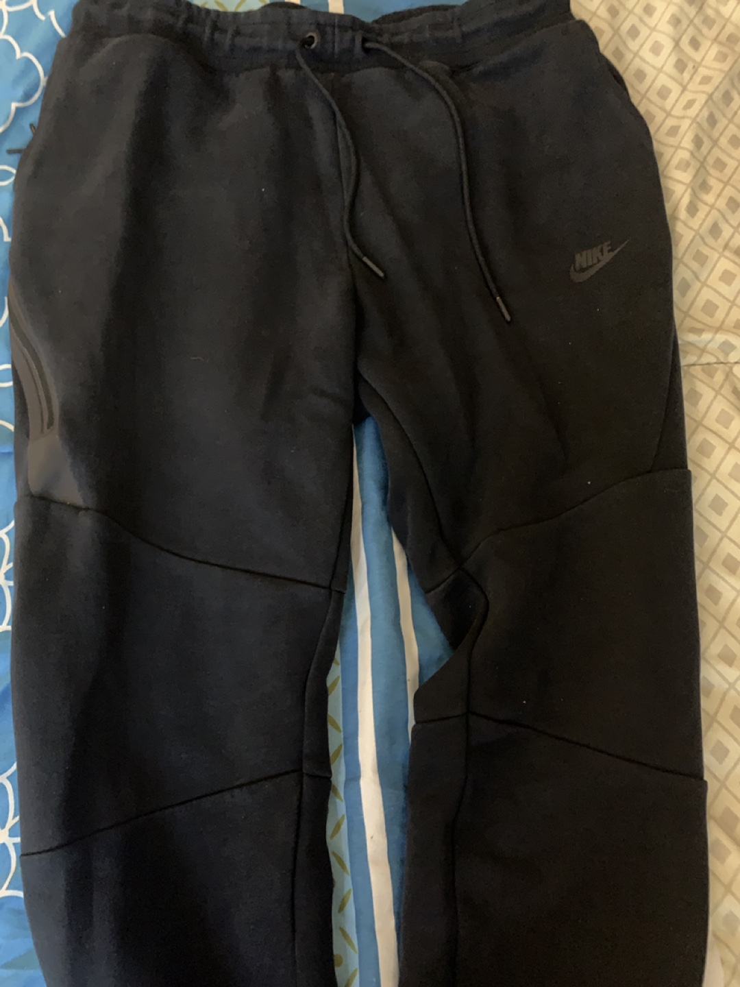 Nike Tech Fleece Joggers - Men's Medium