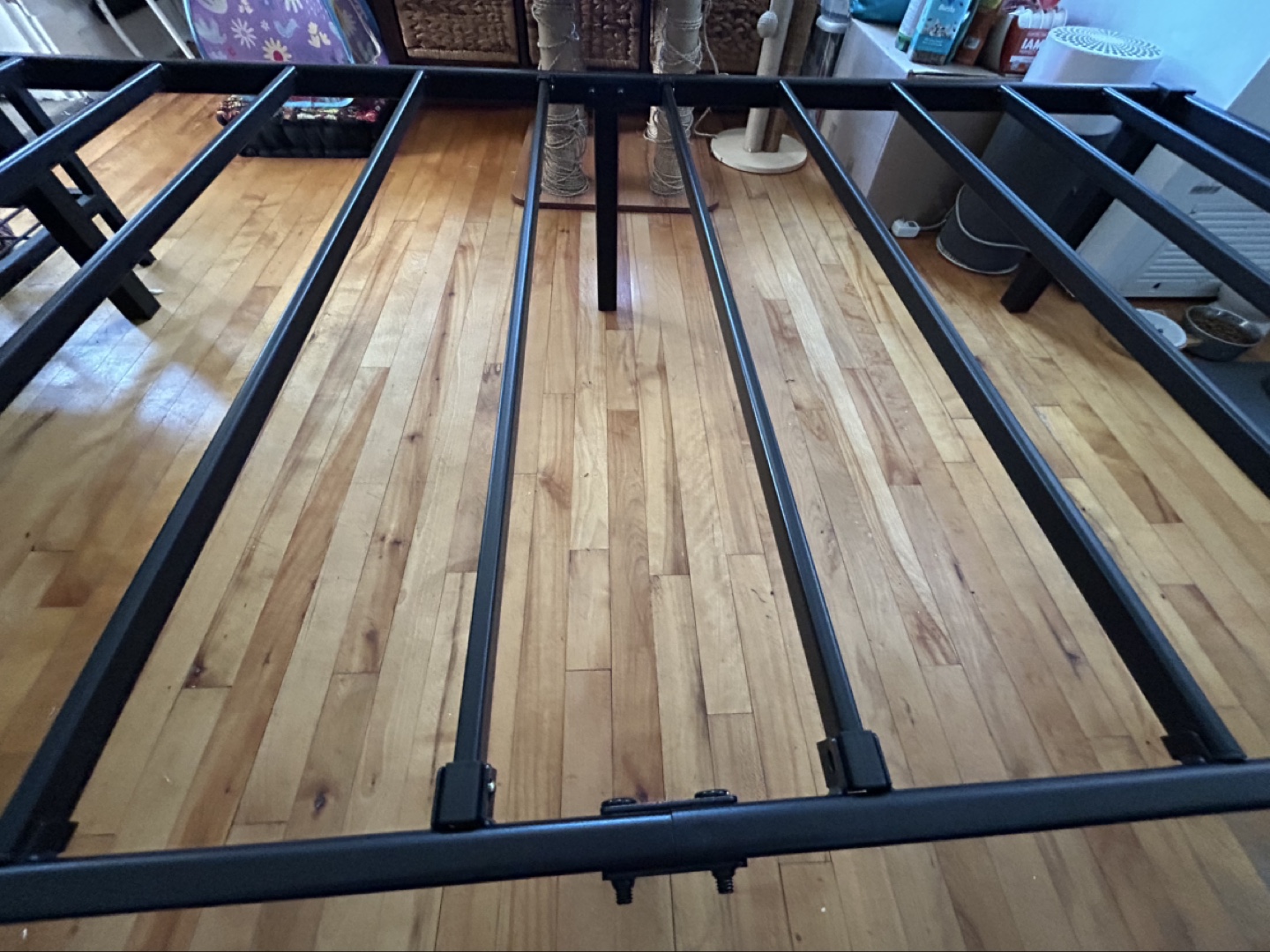 Zinus twin platform bed frame - photo 2