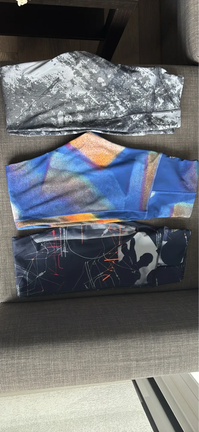 Three pairs of women's leggings thumbnail