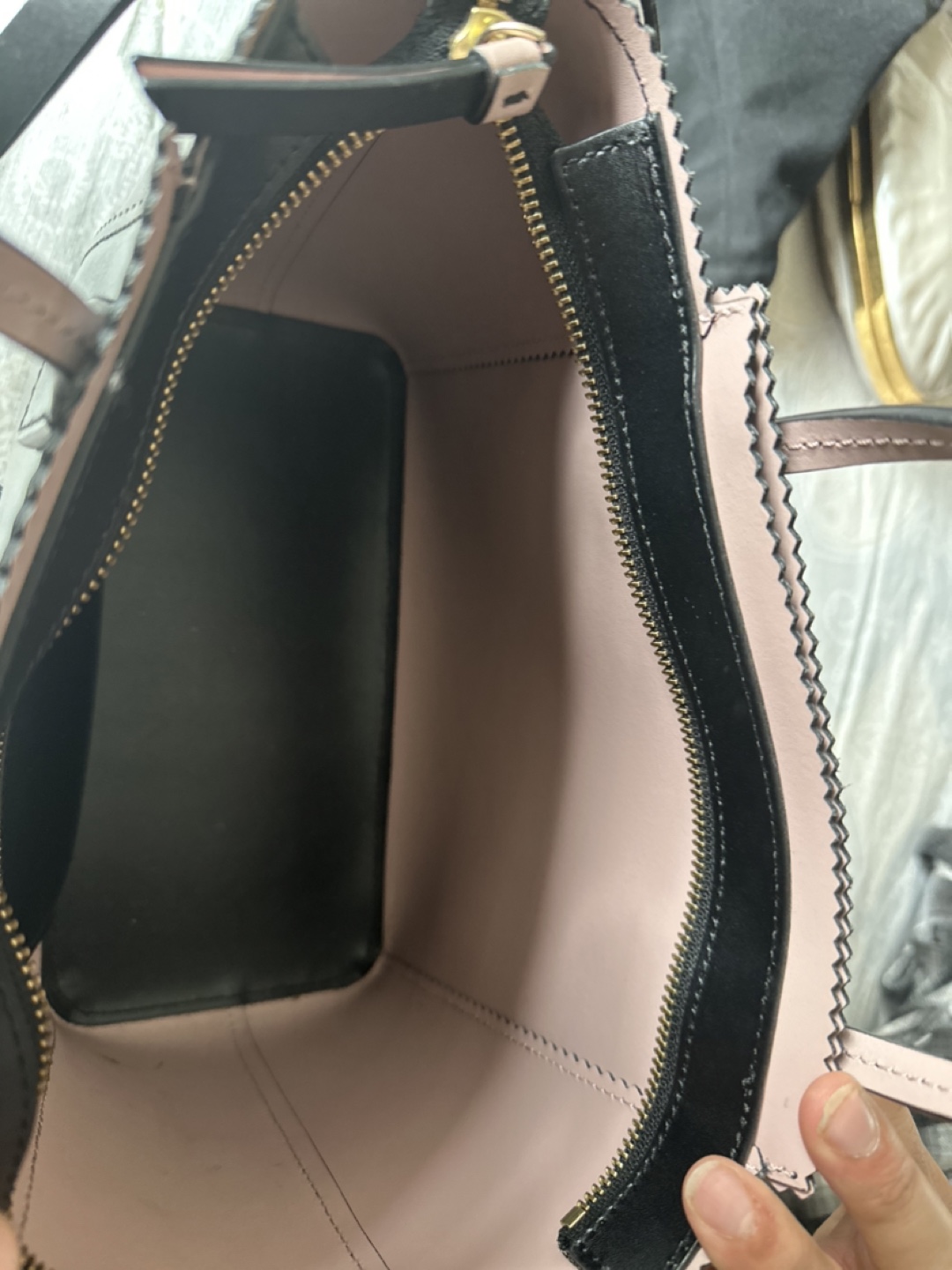 Kate Spade New York Black Leather Crossbody Bag - photo 3