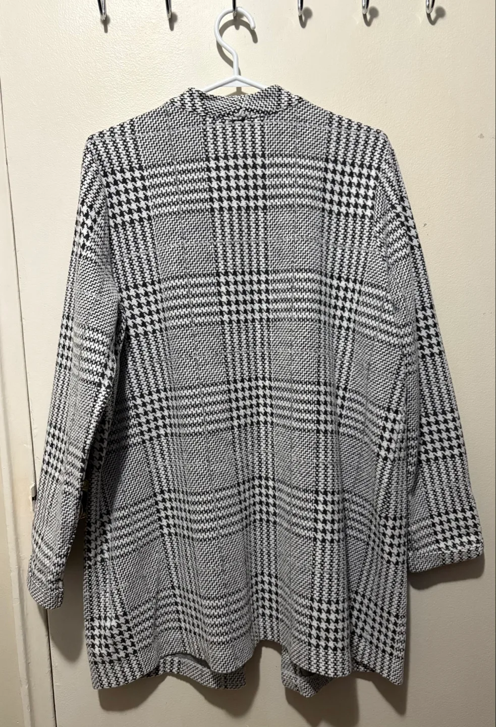 Reitmans Women's Houndstooth Coatigan  - Size XL image indicator(3)