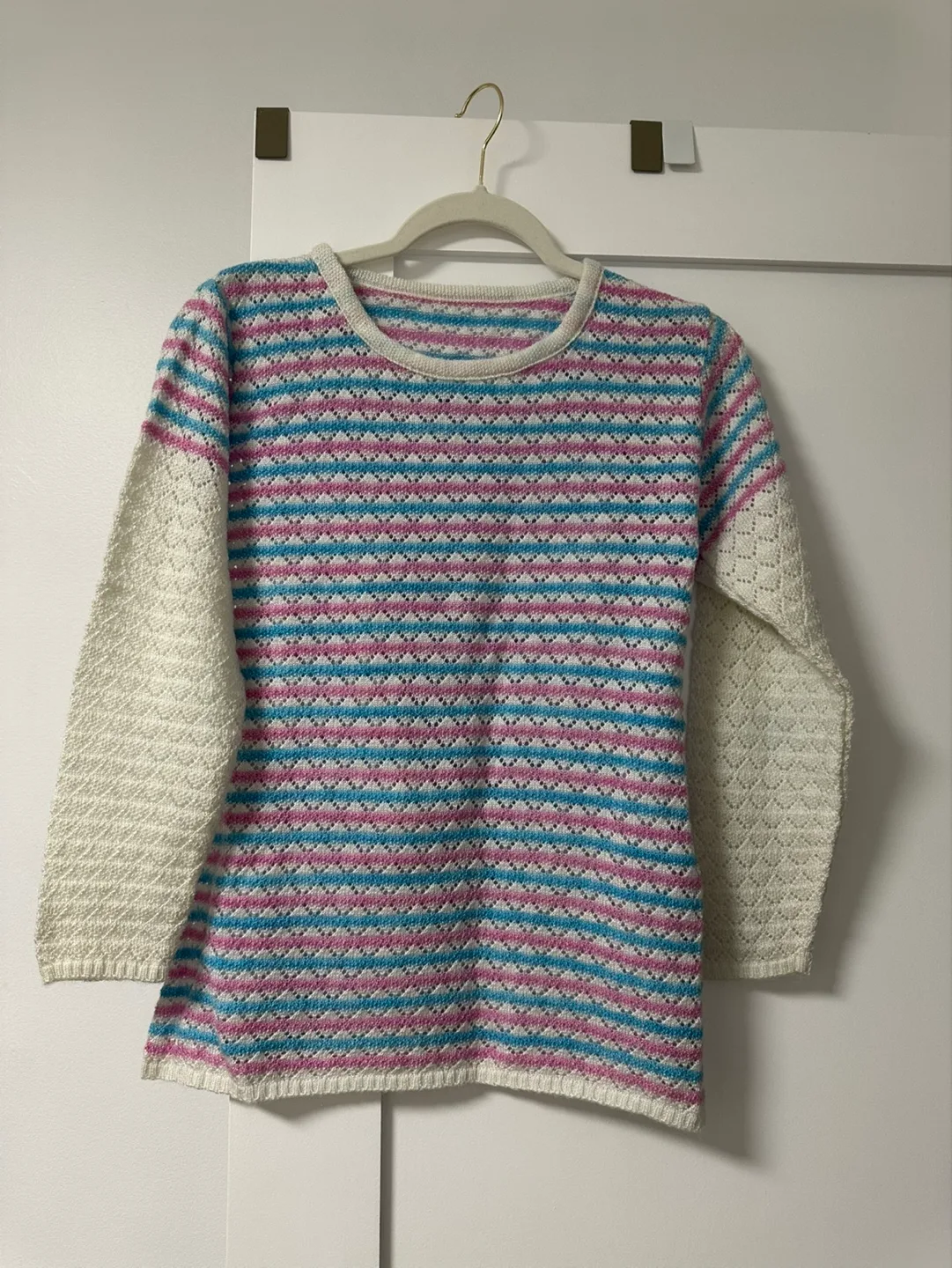 Knitted Cardigan Sweater 2 piece image indicator(3)