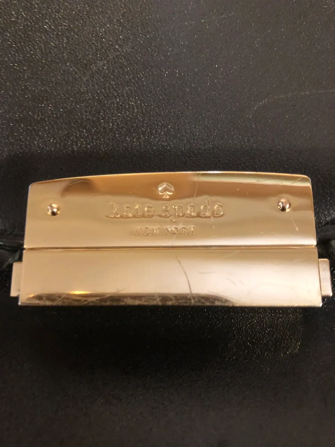 Kate Spade leather purse image indicator(2)