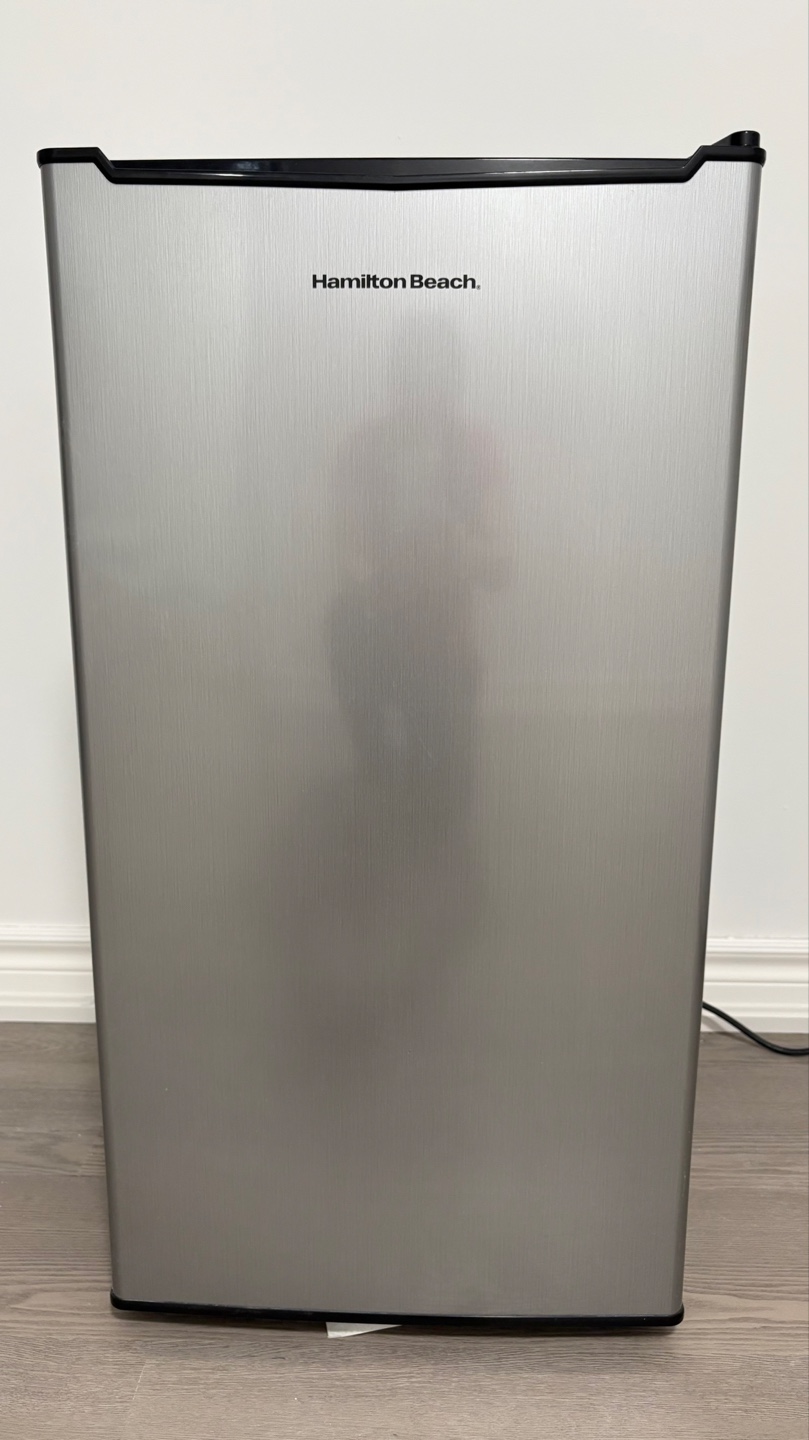 Hamilton Beach Mini Fridge