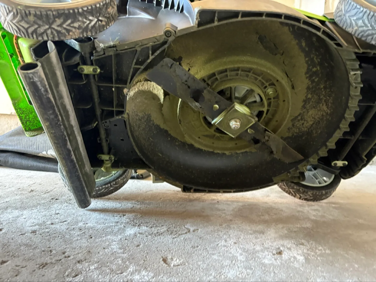 Greenworks Corded Lawn Mower - 9A 14” 🧡 image indicator(3)