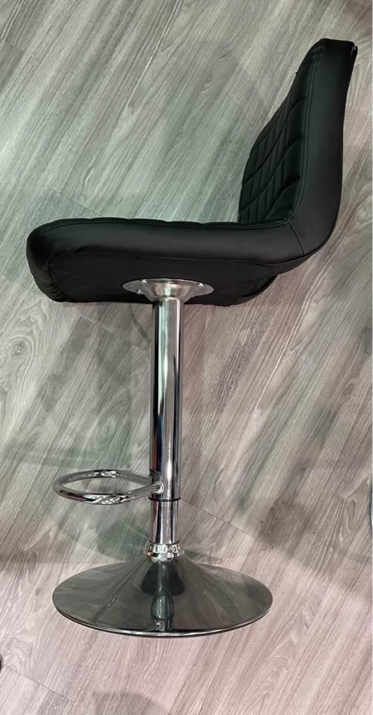 Pair of Black Bar Stools 🇨🇦 - photo 2