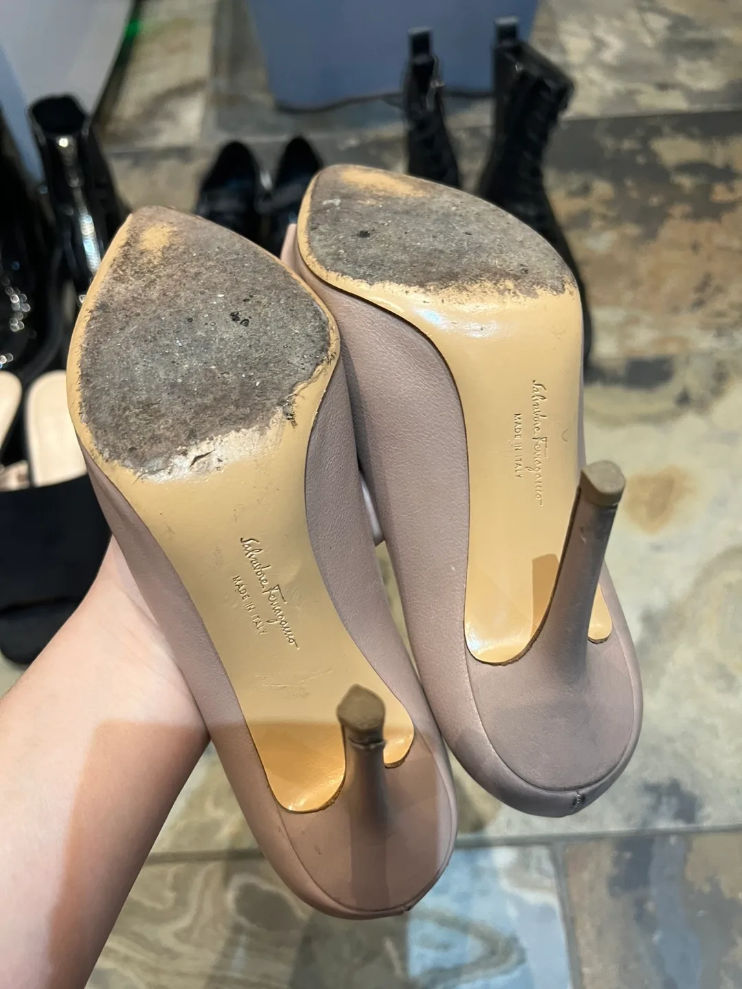 Salvatore Ferragamo Blush Pink Bow Heels image indicator(5)