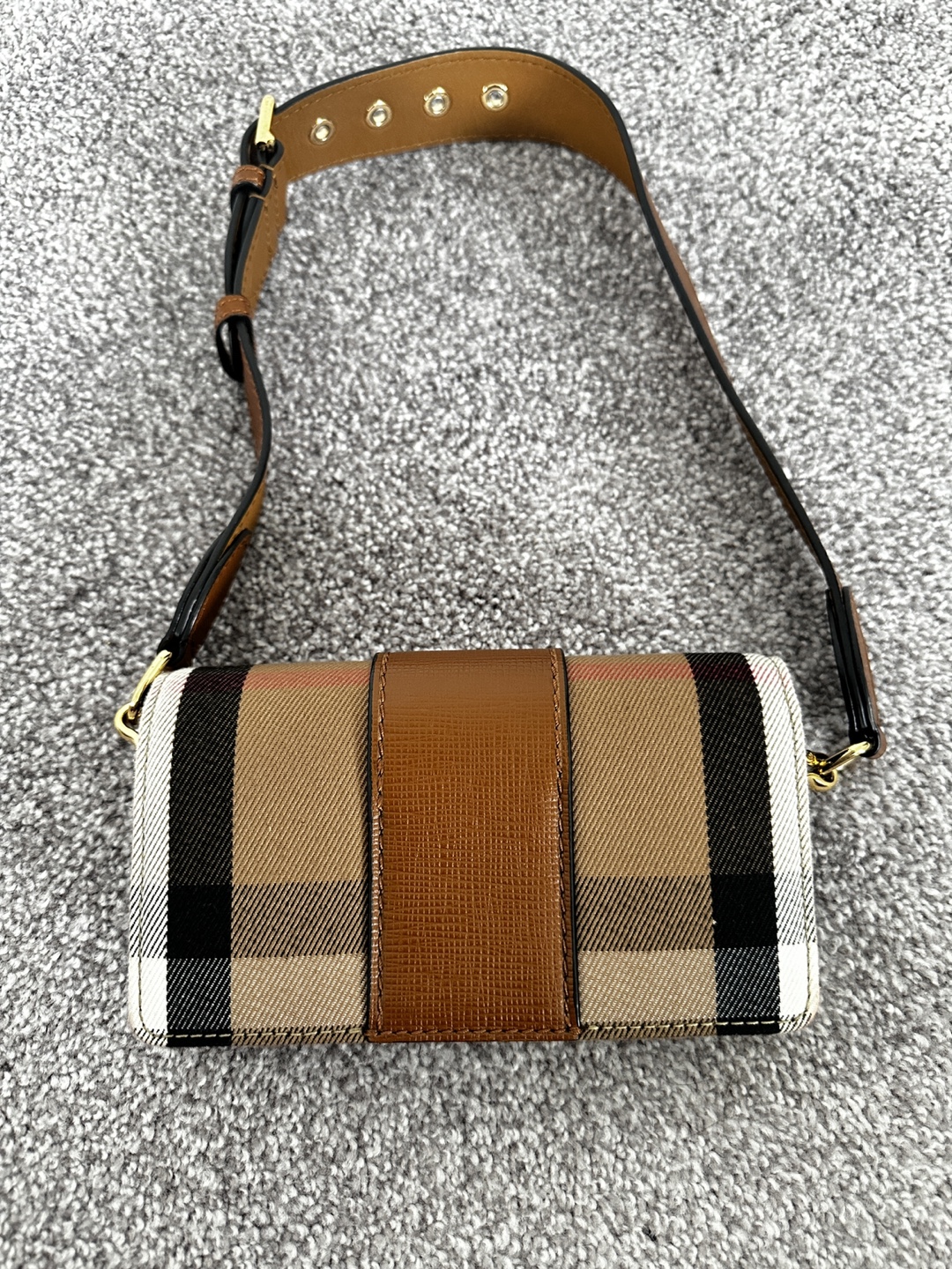 Burberry Mini Belt Bag The Buckle - photo 3