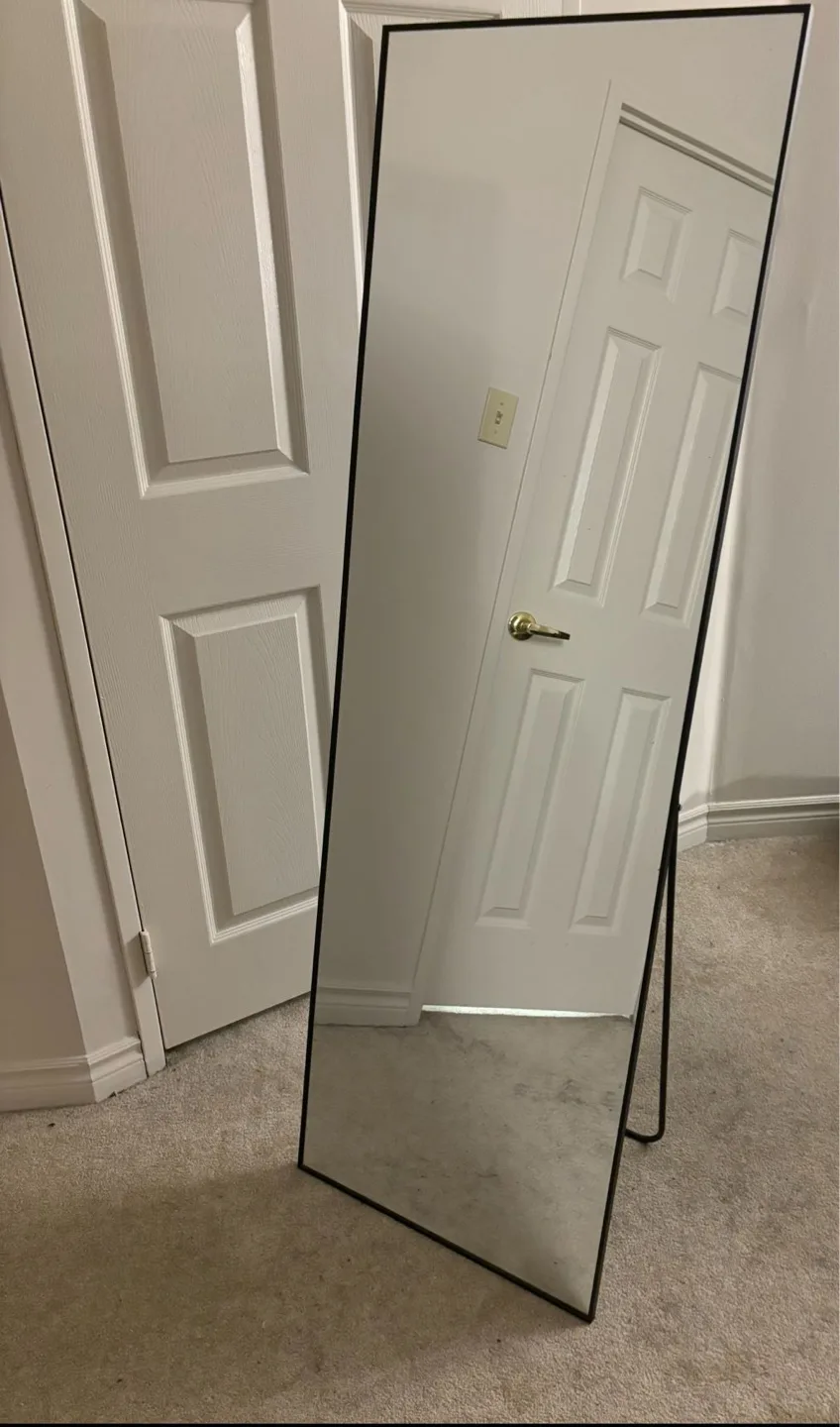 Full-Length Freestanding Mirror with Black Frame image indicator(2)