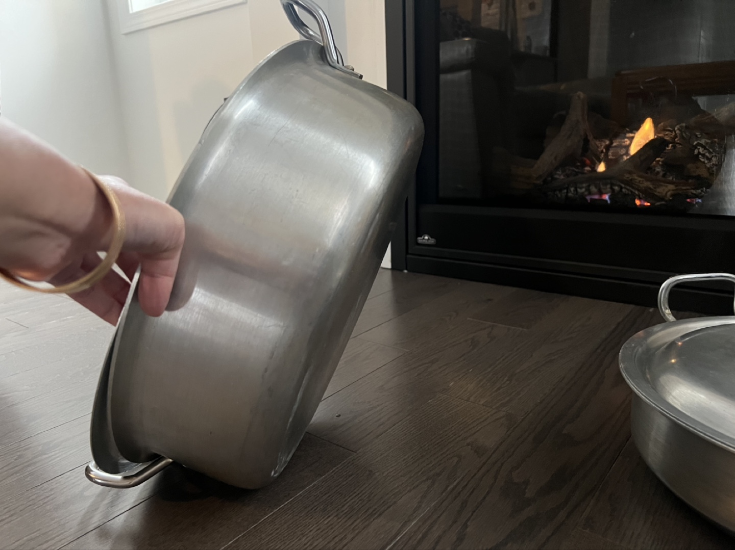 Metal finish cooking pots (extra large and large) - photo 3