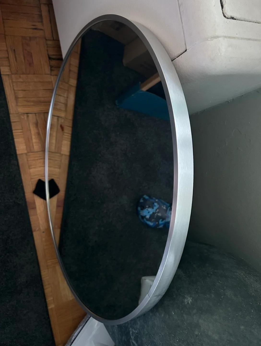 Elegant 24 Inch Silver Colour Metal Round Mirror image indicator(2)