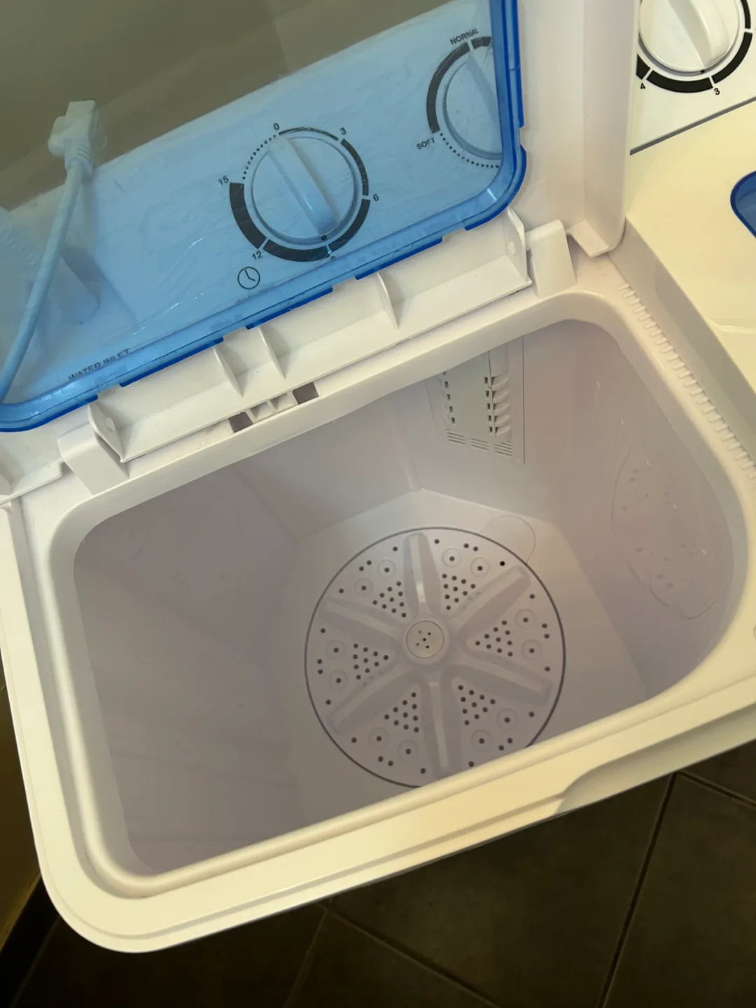 Portable Twin Tub Washer and Spinner image indicator(2)