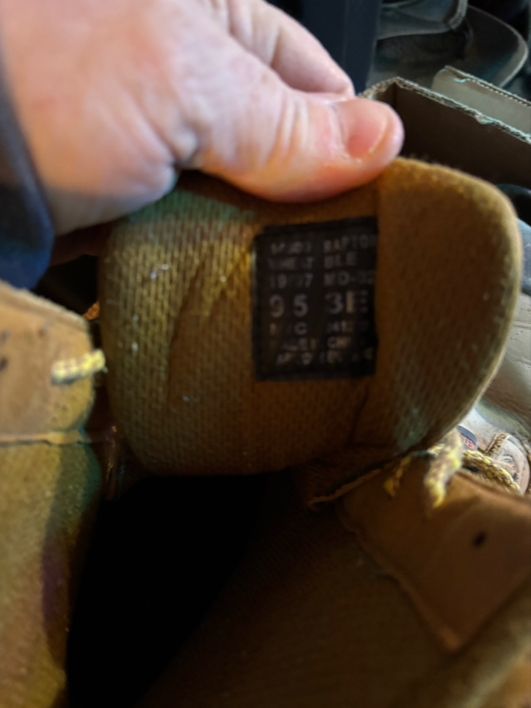Used J&B Goodhue Men's Size 9.5 Wheat Work Boots