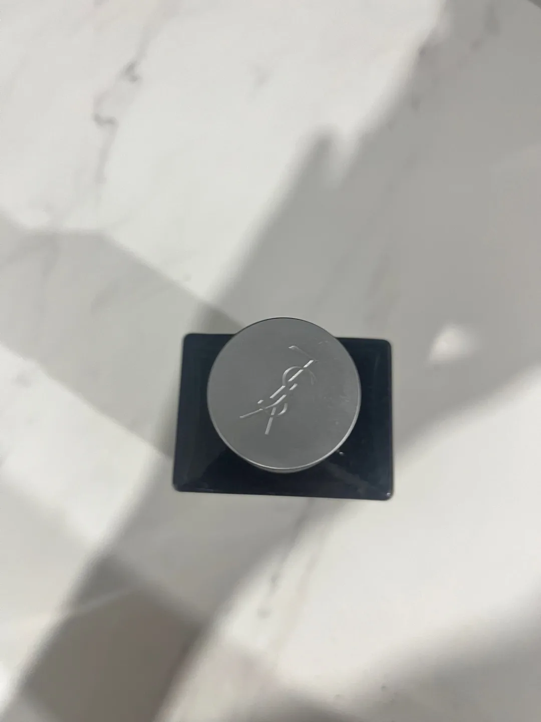 Yves Saint Laurent Perfume image indicator(3)