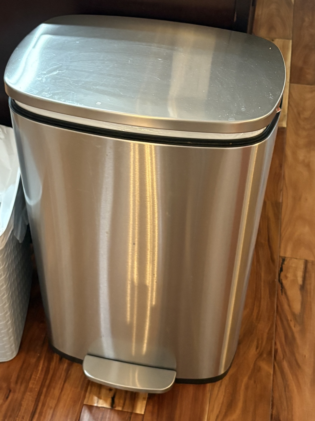 13.2 Gallon Foot Pedal Trash Can