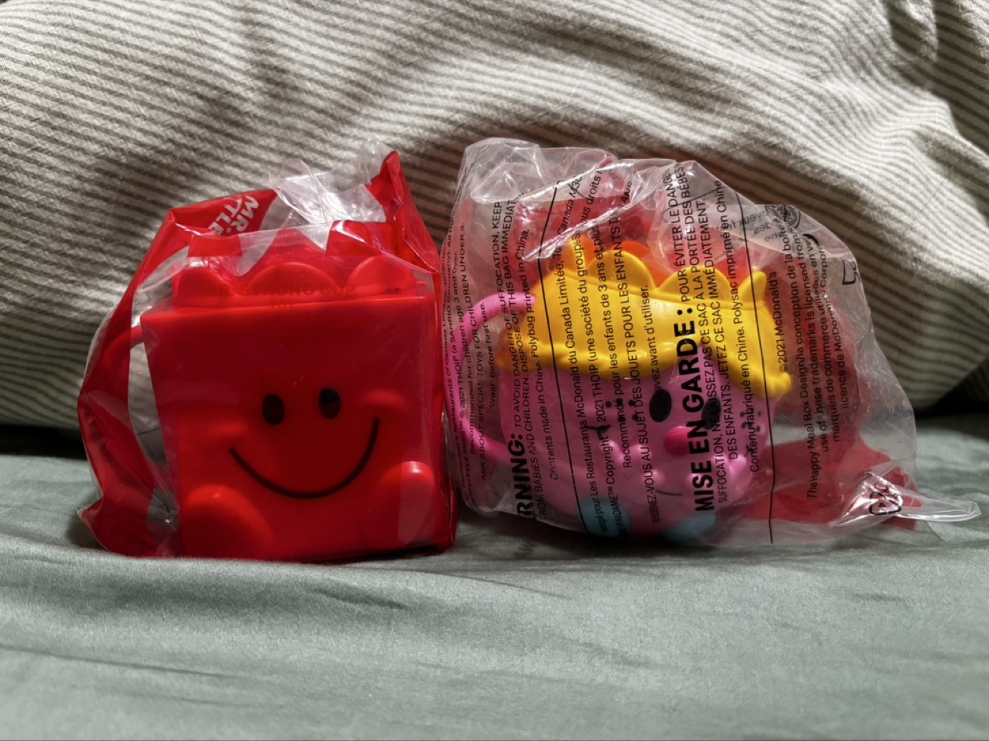 Minions McDonald's Happy Meal Toys & Tin