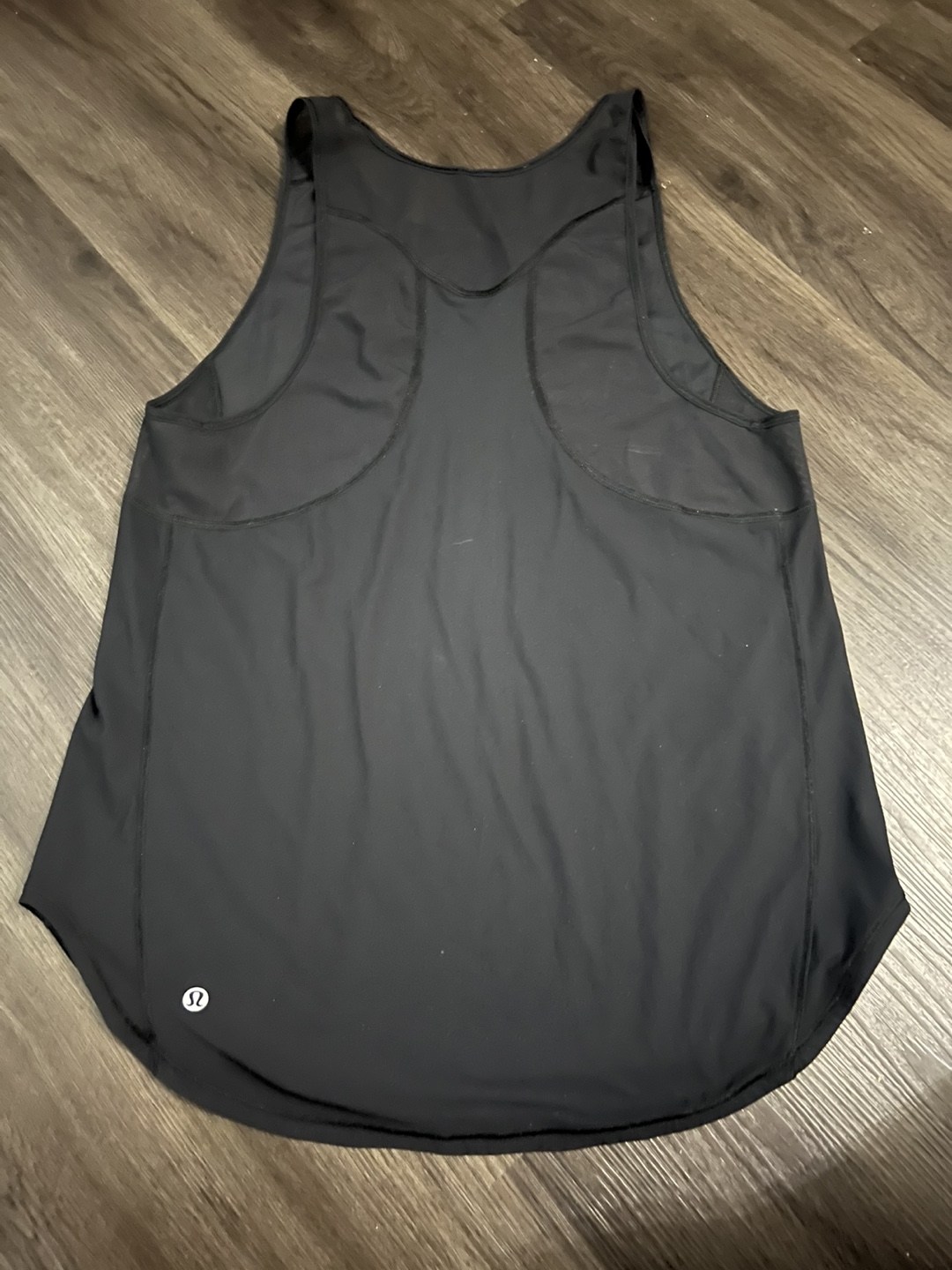 Lululemon Tank Tops - Bundle of 3 - photo 2