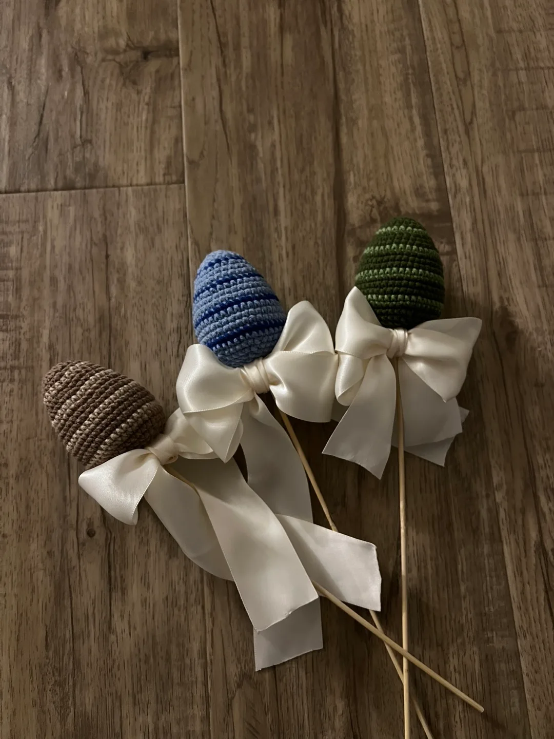 Handmade Crochet Easter Egg Decorations thumbnail