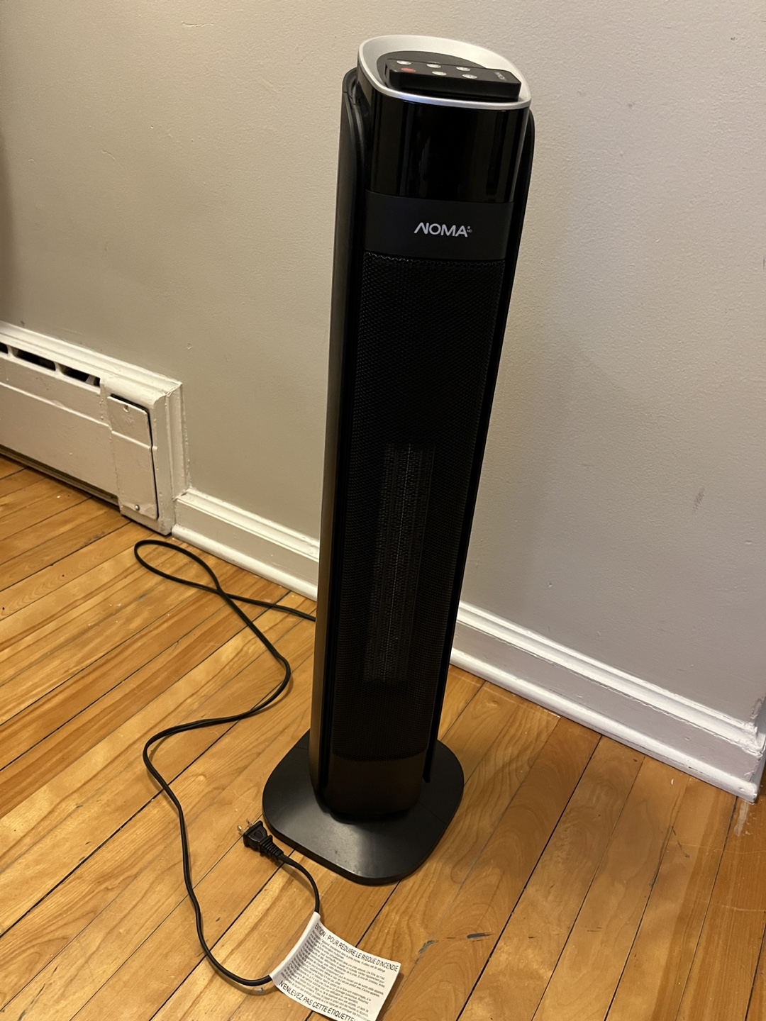 NOMA 30" Oscillating Digital Ceramic Tower Heater - photo 3