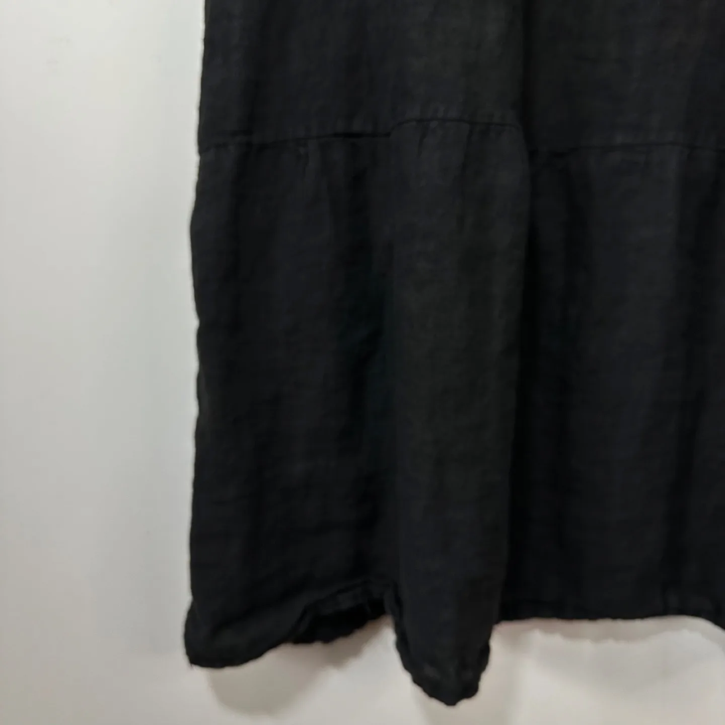 Valentina Nalidi Black Linen Tiered Midi Dress Size L image indicator(5)