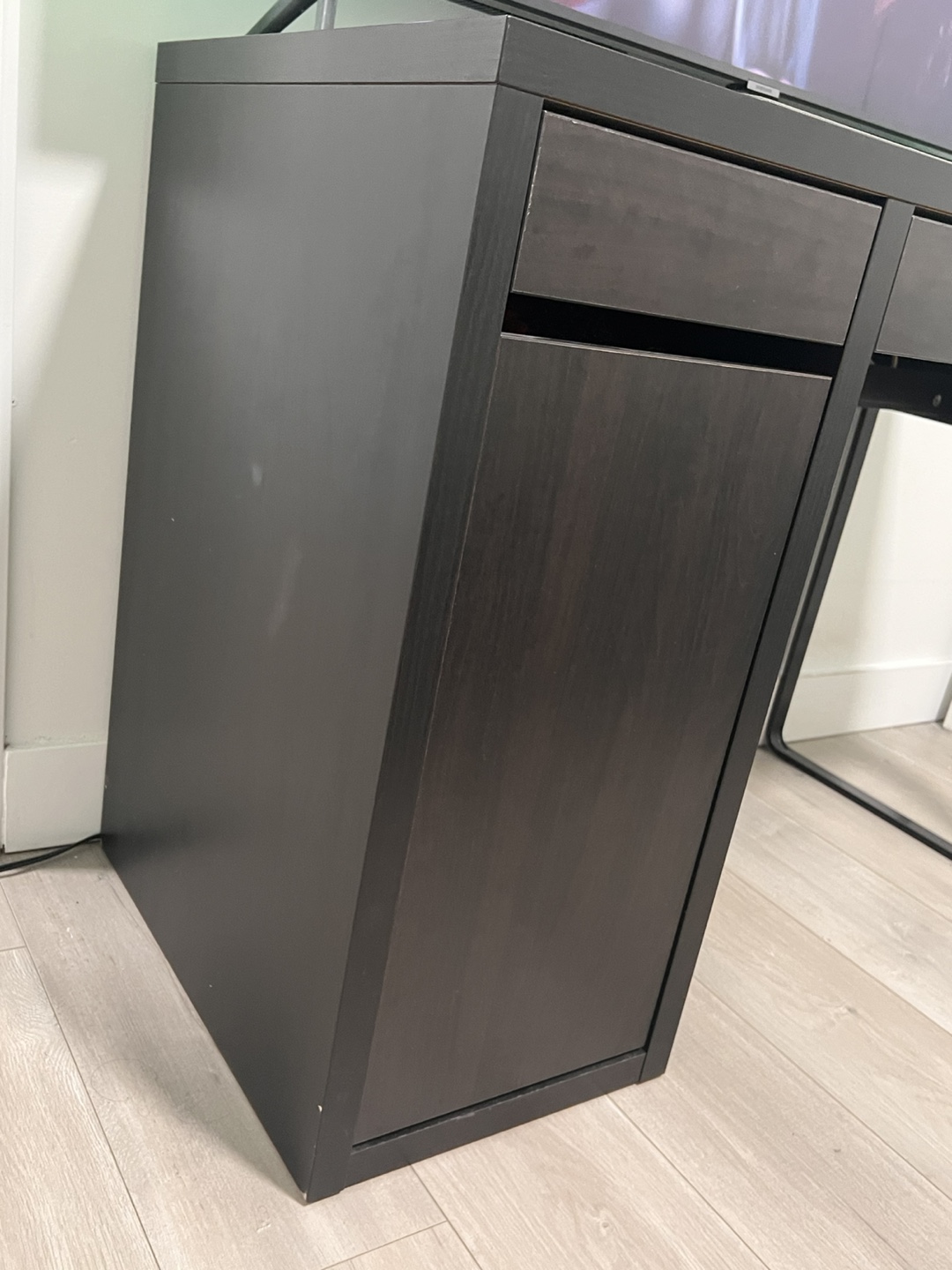 IKEA MICKE Desk - Dark Brown - photo 3