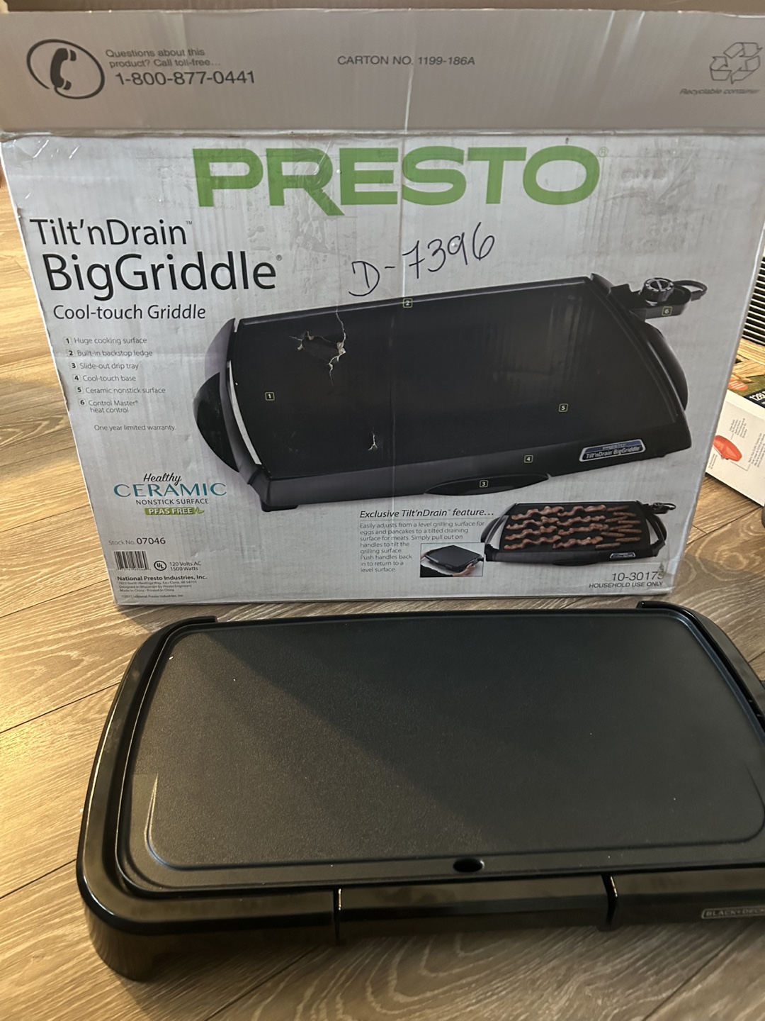 Presto Tilt'nDrain Big Griddle - Cool-Touch Griddle