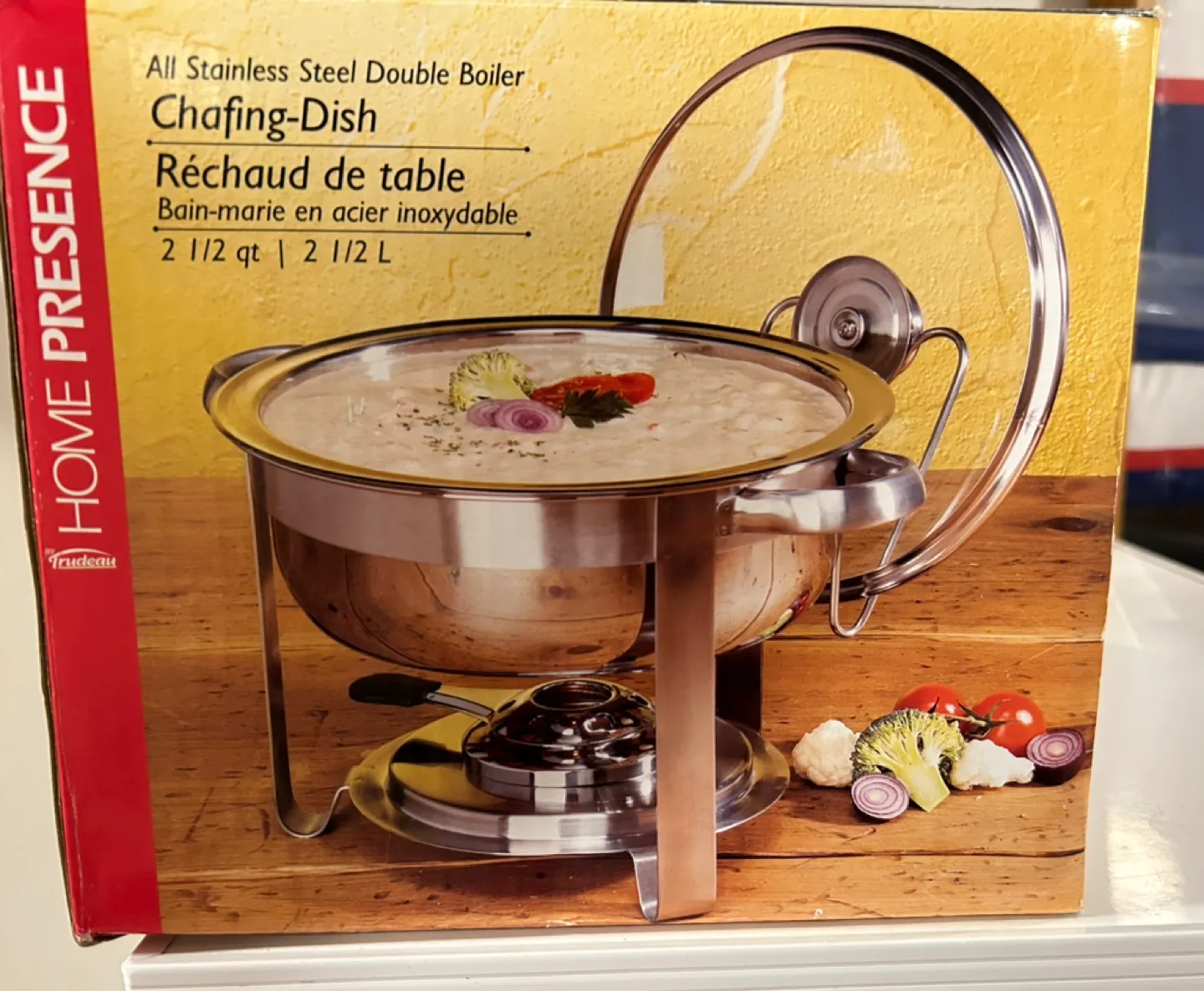 Home Presence Chafing Dish - 2 1/2 qt thumbnail