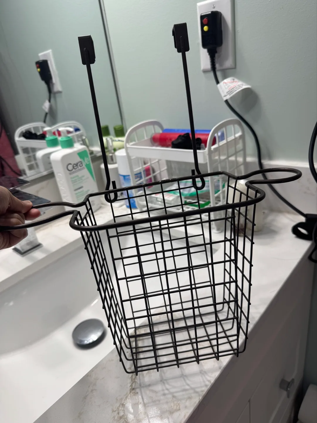 Over-the-door Hanging Wire Basket Organizer thumbnail