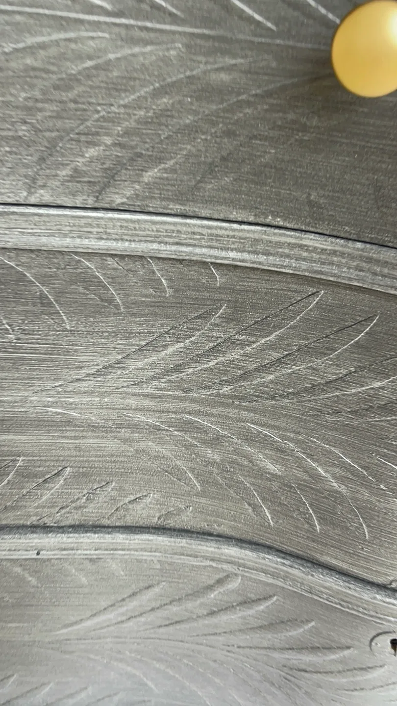 Beautiful 4 drawers Dresser/ TV Stand/Entrance Piece image indicator(5)