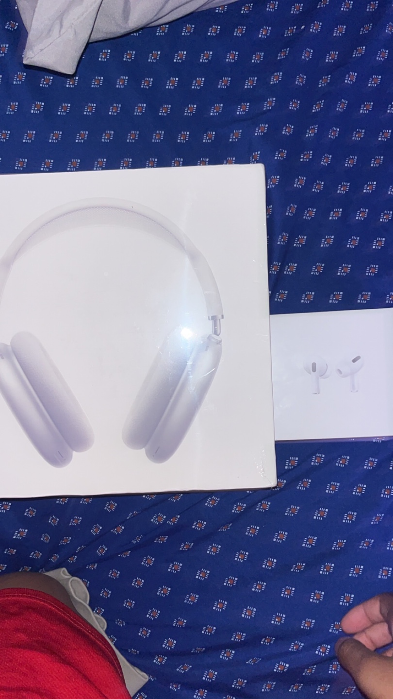 Apple AirPods Max Headphones - White