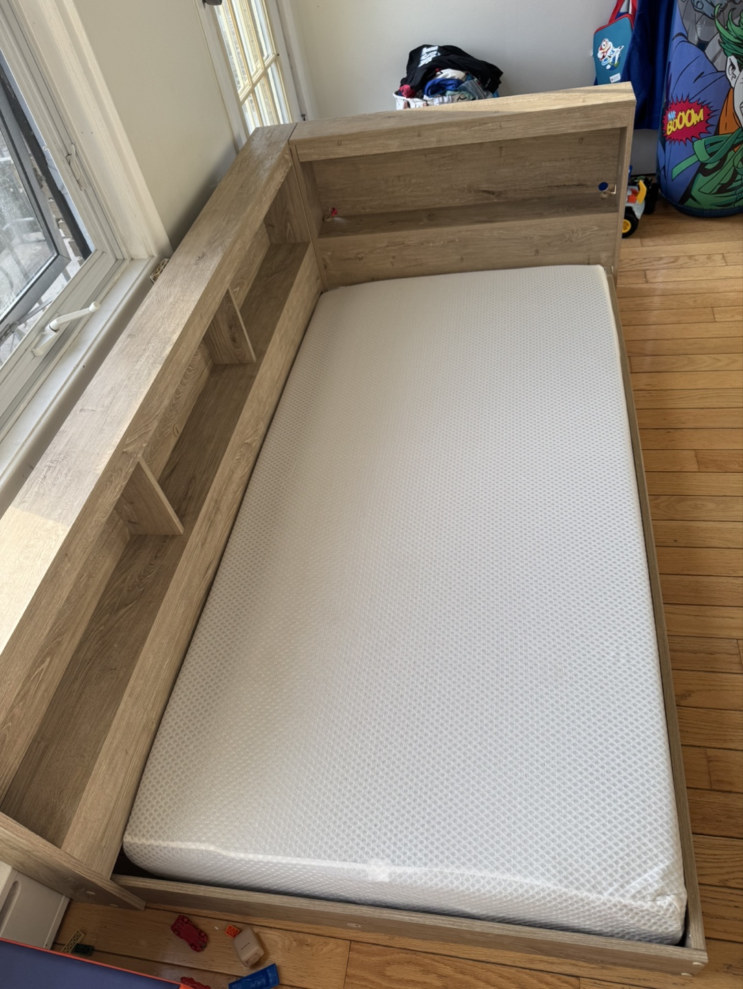 Twin Daybed with Built-in Bookshelves - photo 4
